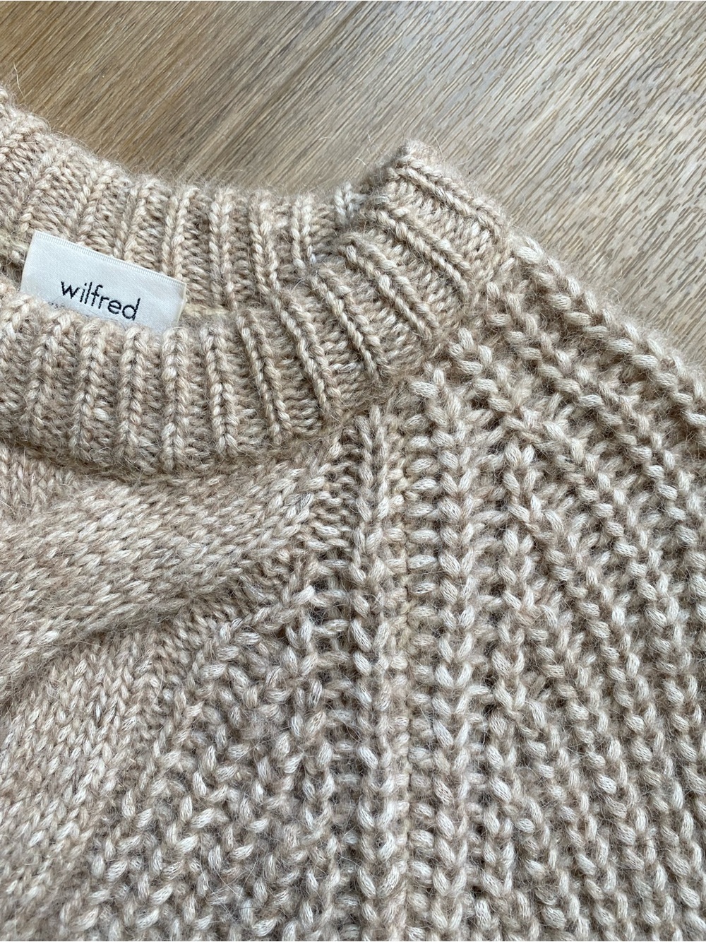 NWOT Wilfred Debourg Alpaca Knit Sweater